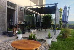 Stilingos terasos po stogu