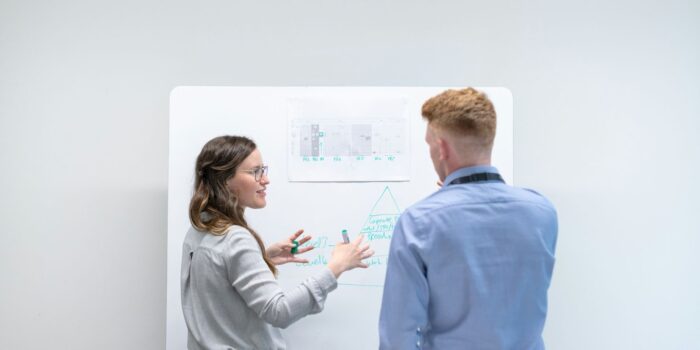 Kuo skiriasi reputacijos vertinimas ir saugumo patikrinimas?